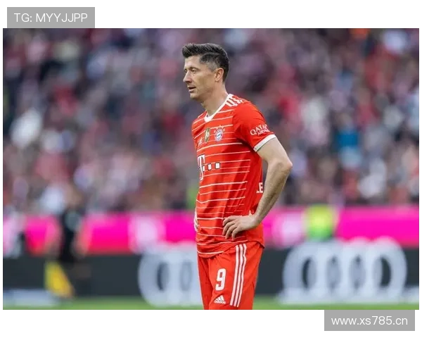 莱万买鞋的钱能盖一栋楼，这球星日常我真想围观他怎么挥霍的！